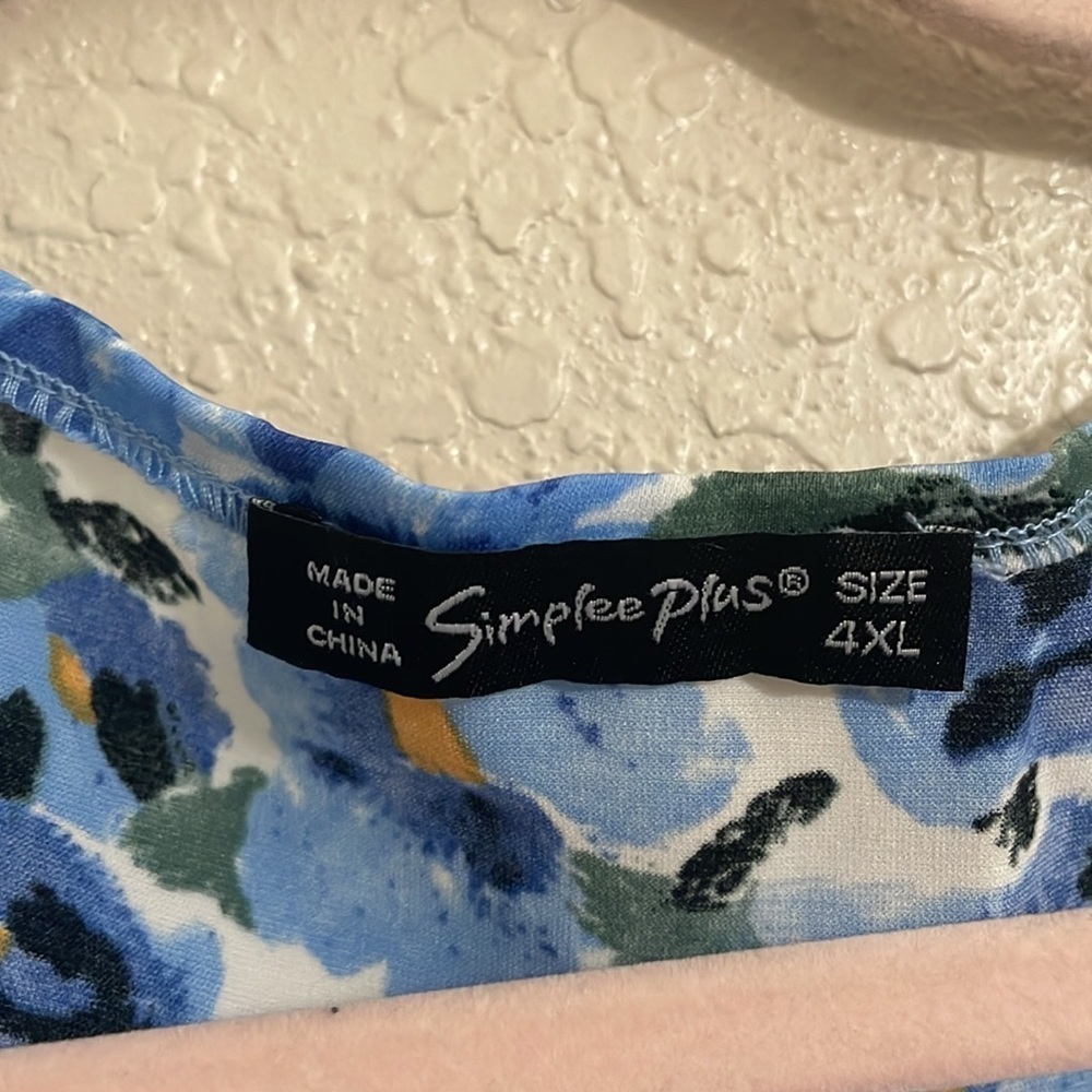 Simplee Plus’s Blue Floral wrap  Dress - Picture 4 of 8